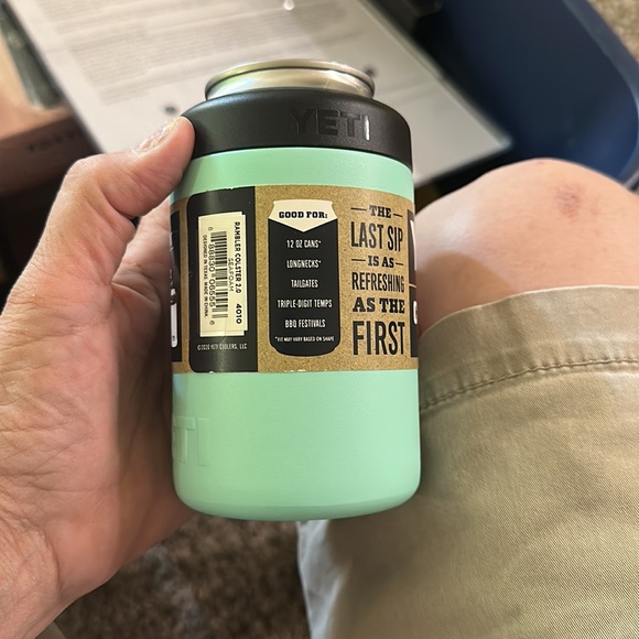 Yeti rambler cold stew can insulator - Picture 4 of 4